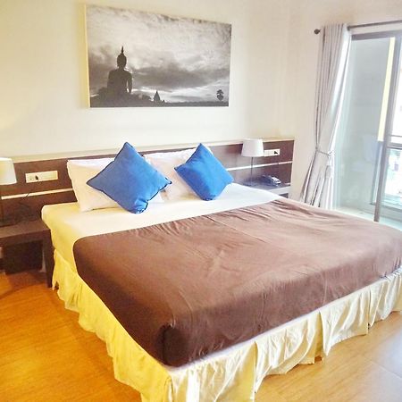 Sleep Tight Hotel Bãi biển Jomtien Ngoại thất bức ảnh