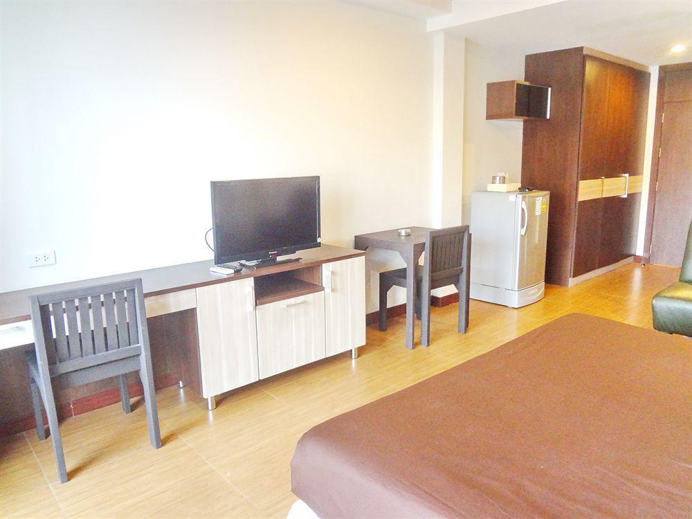 Sleep Tight Hotel Bãi biển Jomtien Ngoại thất bức ảnh