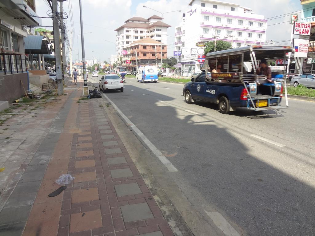 Sleep Tight Hotel Bãi biển Jomtien Ngoại thất bức ảnh