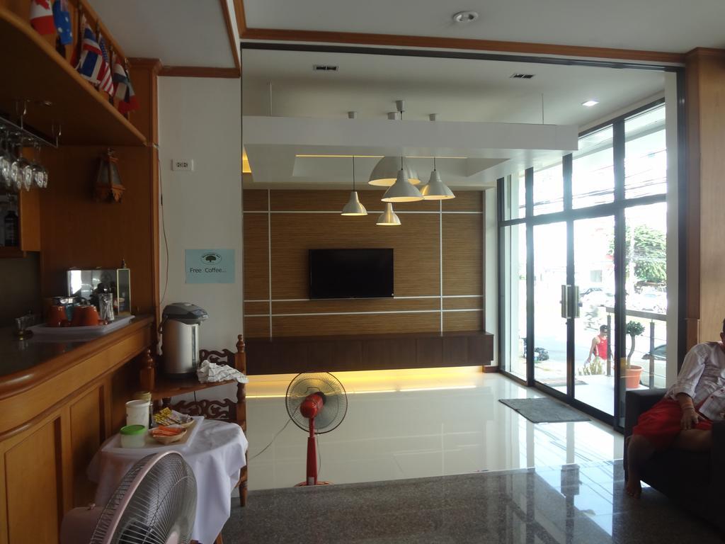 Sleep Tight Hotel Bãi biển Jomtien Ngoại thất bức ảnh