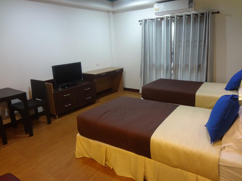 Sleep Tight Hotel Bãi biển Jomtien Ngoại thất bức ảnh