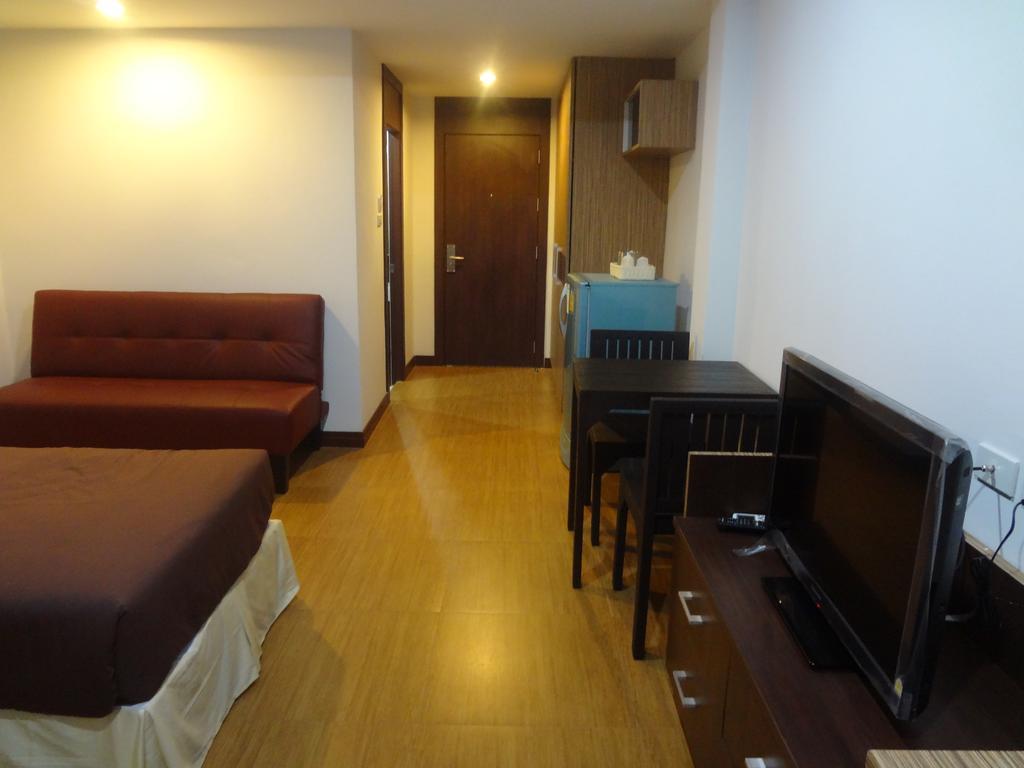 Sleep Tight Hotel Bãi biển Jomtien Ngoại thất bức ảnh