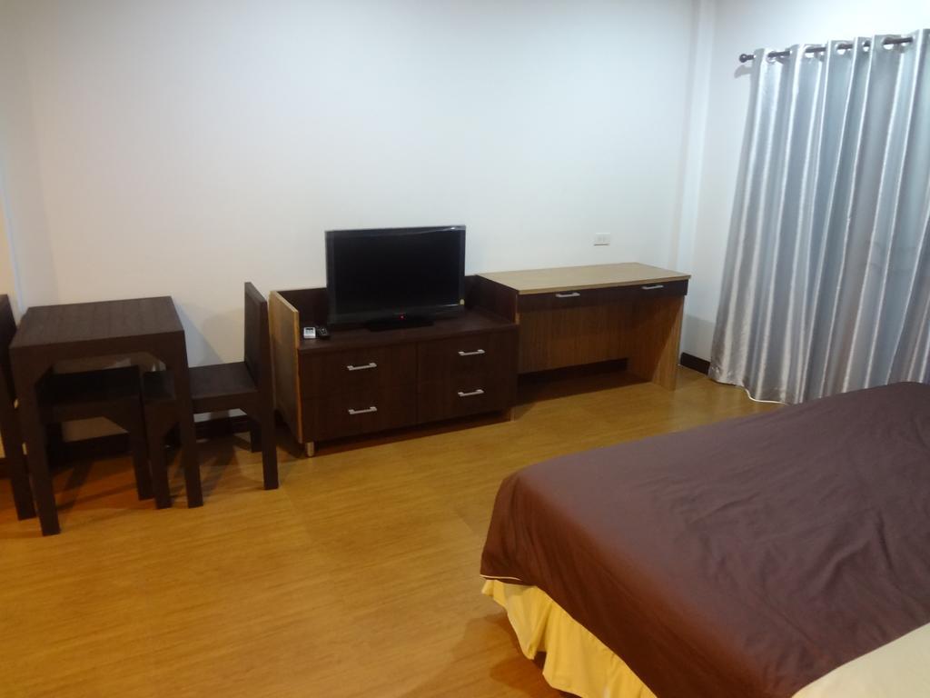 Sleep Tight Hotel Bãi biển Jomtien Ngoại thất bức ảnh