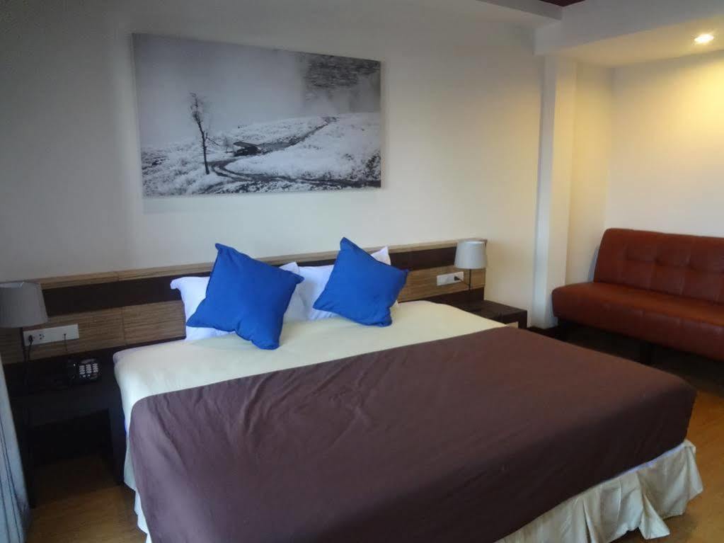 Sleep Tight Hotel Bãi biển Jomtien Ngoại thất bức ảnh